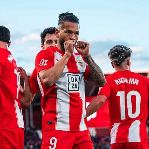 罗马诺：那不勒斯50万欧签莱切边锋路易斯-哈萨